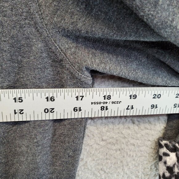 JM Collection Petite Spring Coat Jacket Gray With Animal Print Collar Si… - Picture 2 of 8